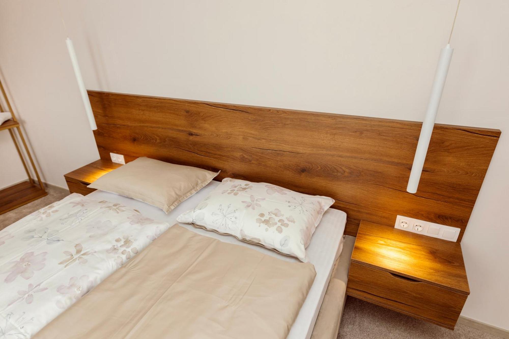 Hotel Marina Home Приєдор Екстер'єр фото