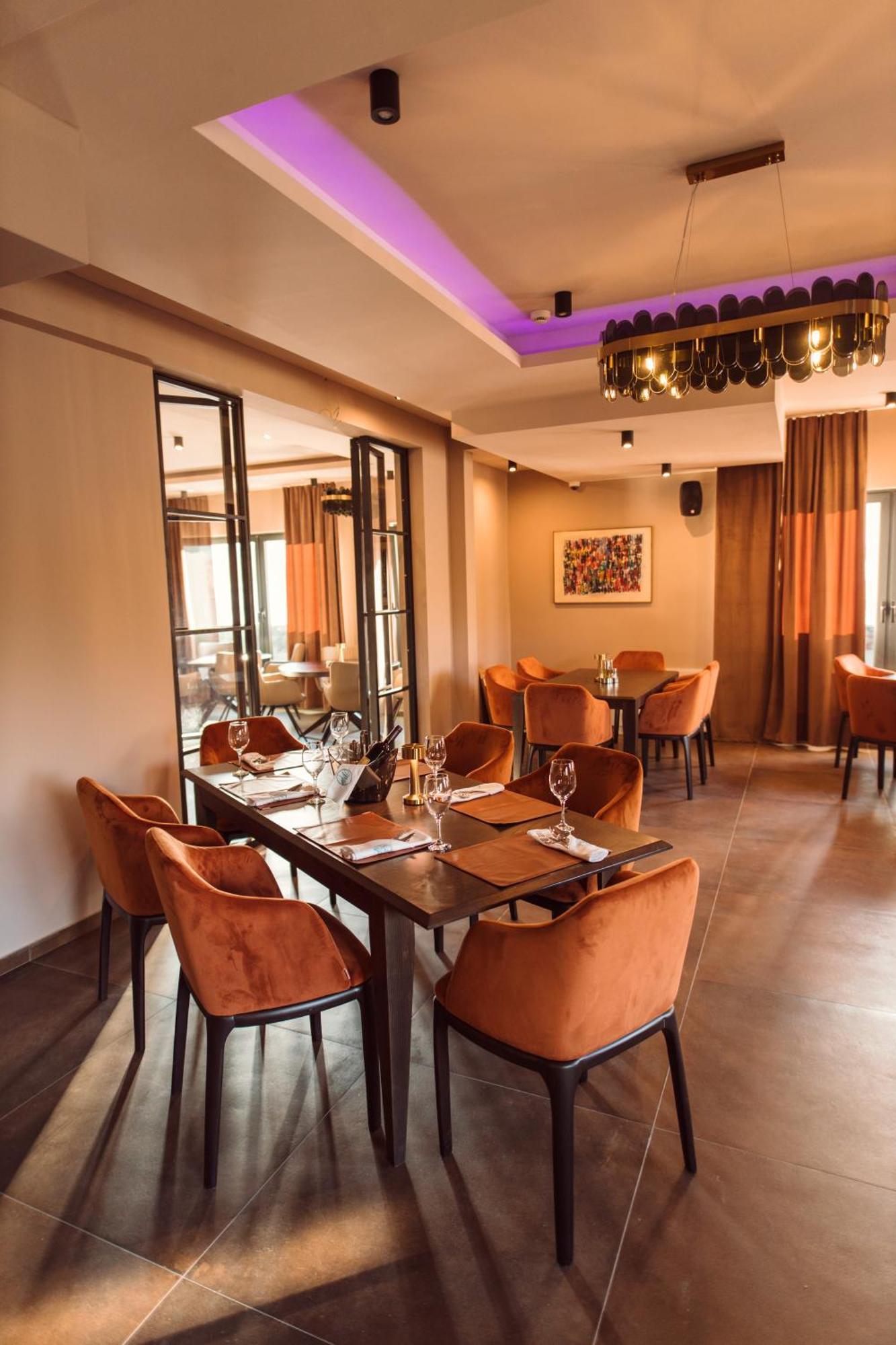 Hotel Marina Home Приєдор Екстер'єр фото